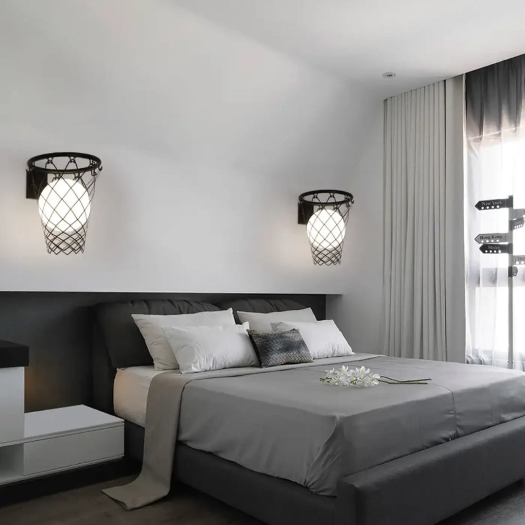 Applique murale panier de basket avec boule blanche en LED

