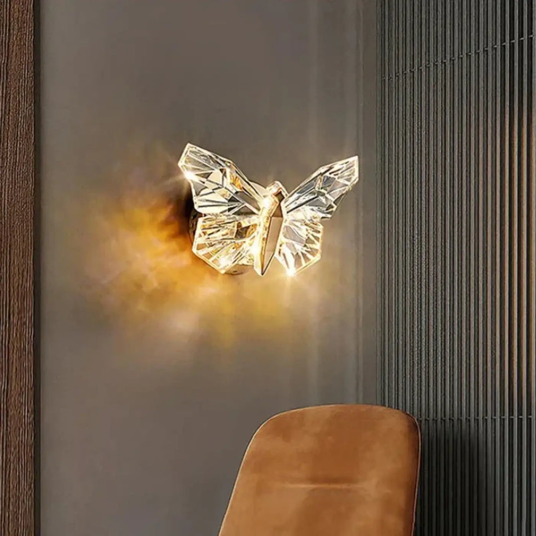 Applique murale papillon design élégante finition doré
