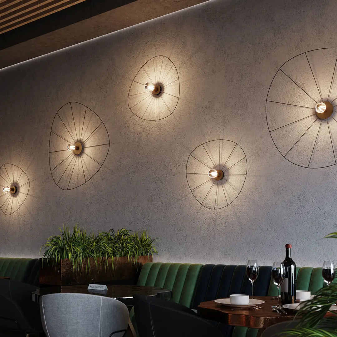 Applique murale et plafonnier eskola 140 noir avec fil circulaire design unique stimulera et finish metal rustique