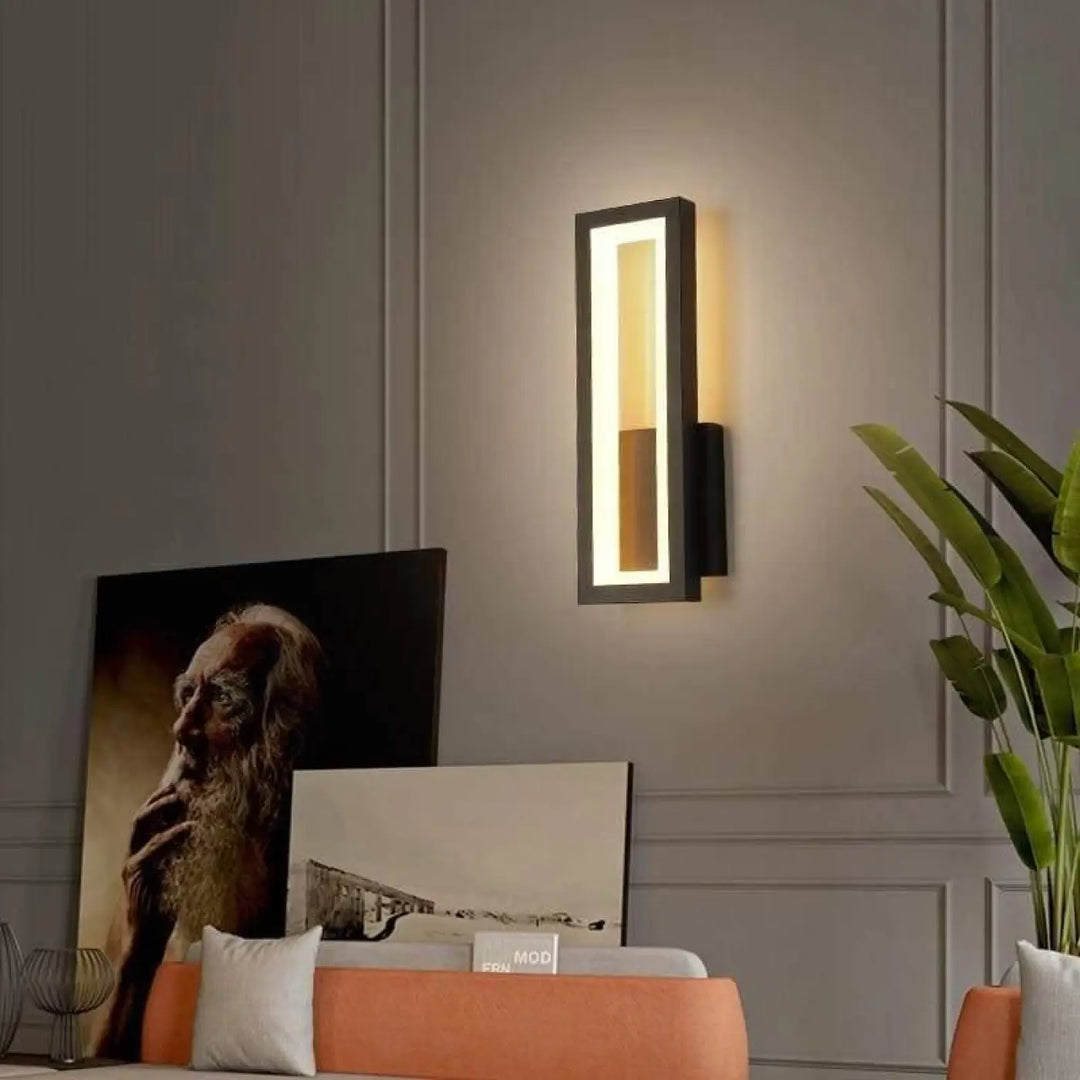 Applique Murale Rectangulaire LED À Cadre Doré Élégant