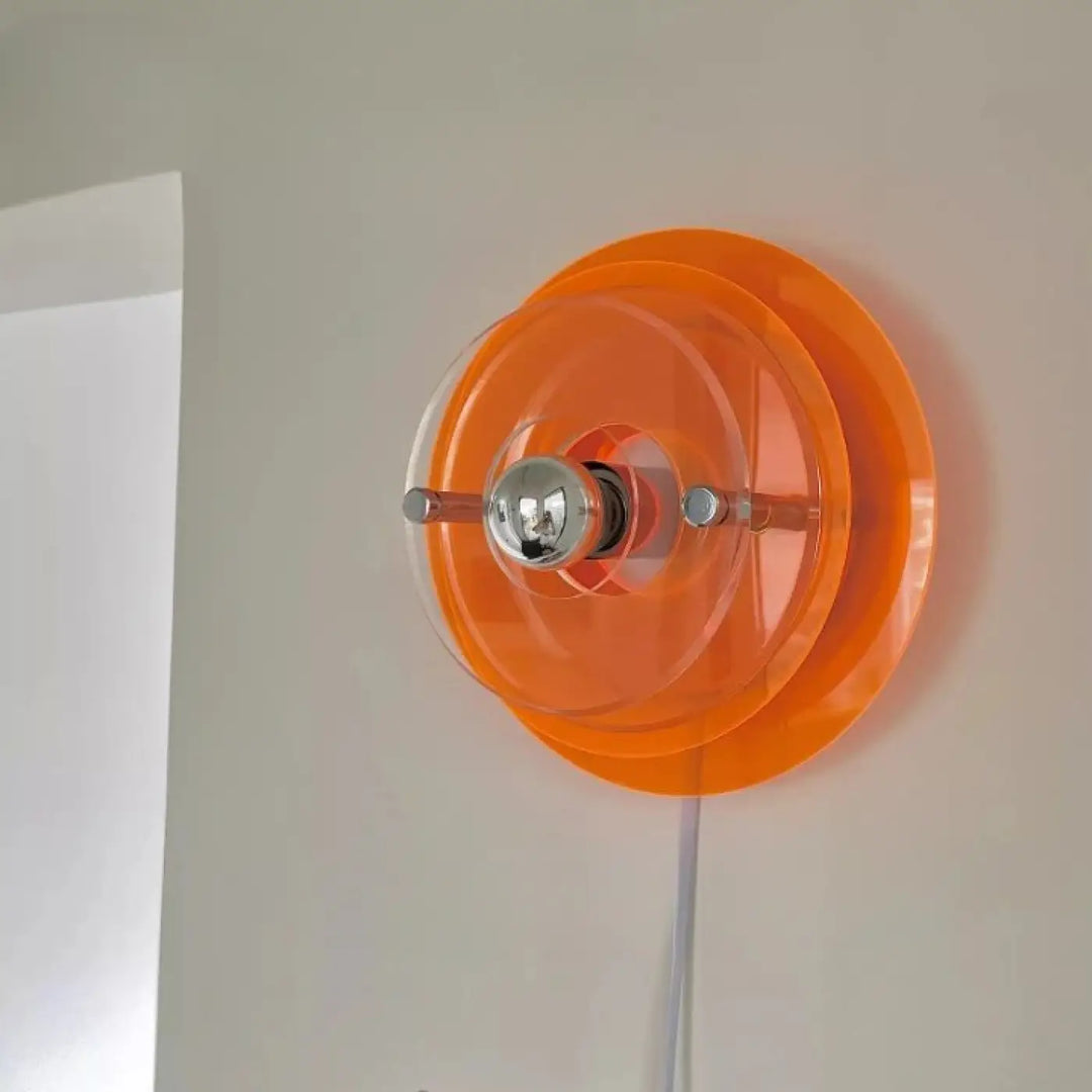 Applique murale acrylique orange translucide avec support ampoule chrome poli design ufo flying saucer moderne
