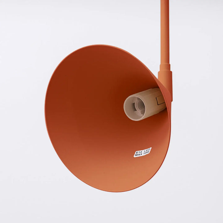 Applique murale moderne nox rouge ocre en forme exceptionnellement légère avec abat-jour conique terracotta mate et douille e14 led