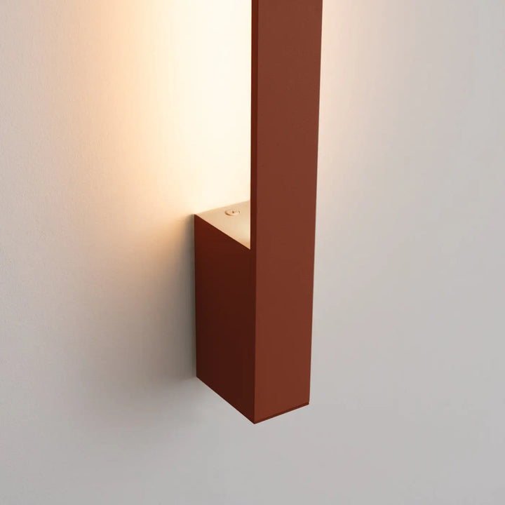 Modern applique murale lahti 90 led 3000k en finition rouge ocre avec design minimaliste allie design moderne