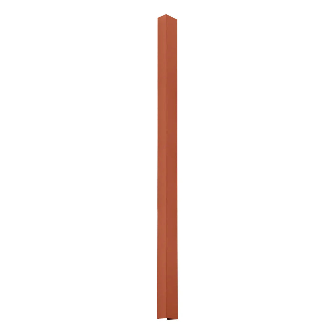 Applique murale freya 150 en métal rouge ocre lisse et effilé de la collection freya compose d’appliques murales minimalistes cinq coloris