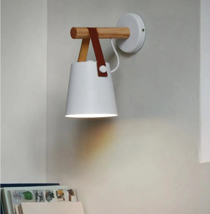 Applique Murale Scandinave Bois au Design Épuré