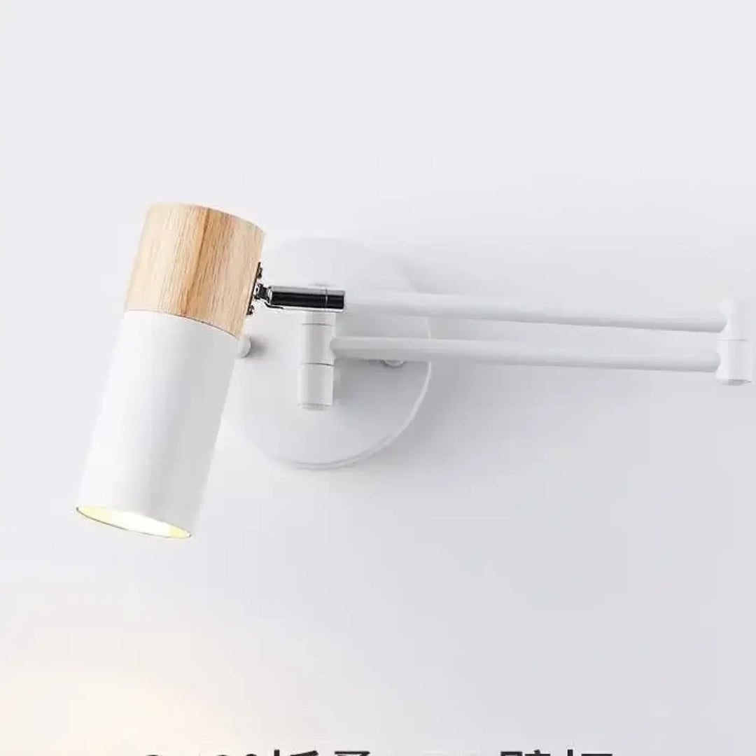 Applique murale style contemporain blanc avec dessus en bois et bras réglable pour intérieur moderne