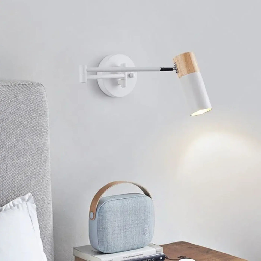 Applique murale teles style contemporain en blanc et bois avec design moderne ajustable pour lecture murale style