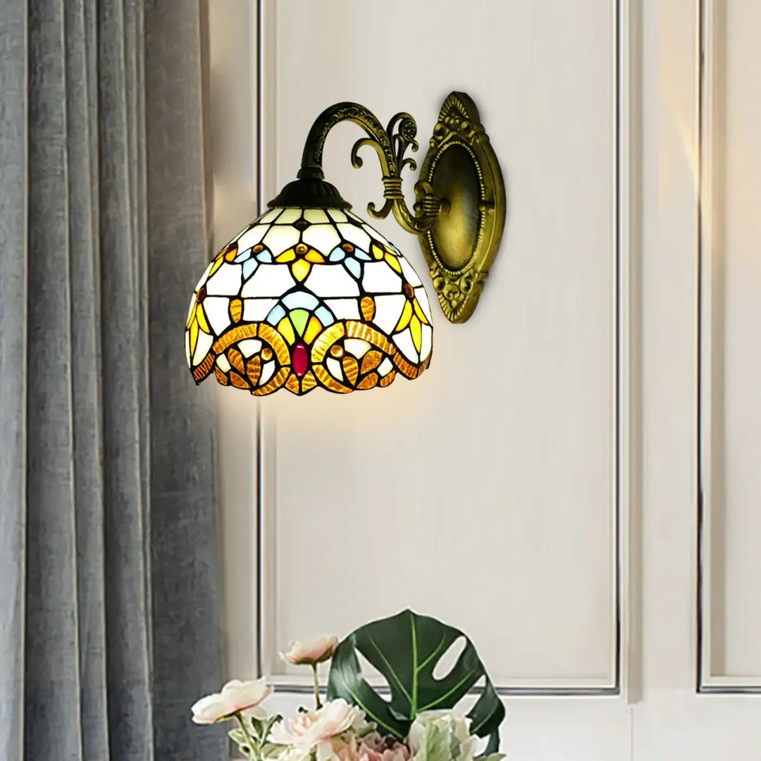 Applique Murale Style Tiffany Au Design Vintage Avec Ses Mosaïques