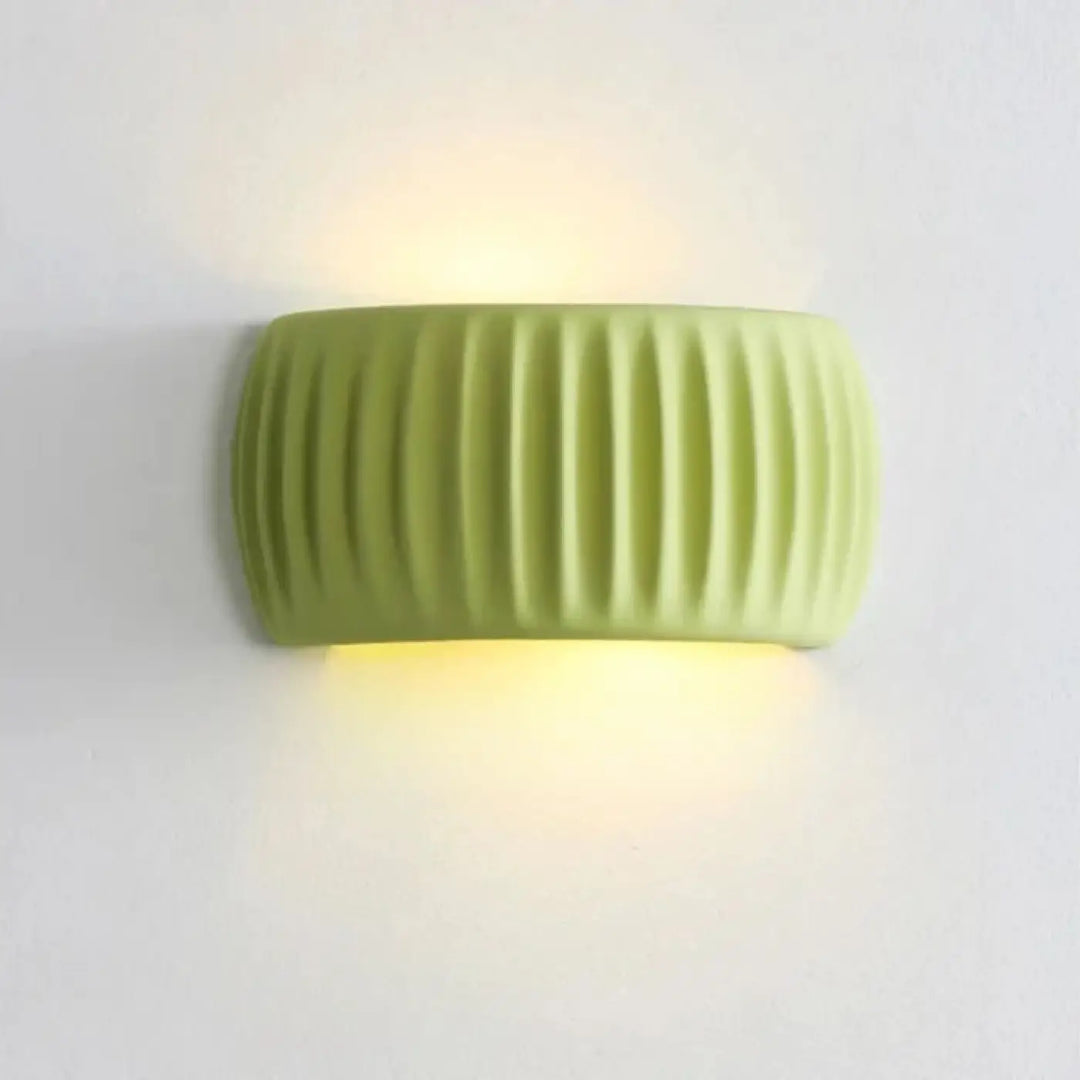 Applique murale krema en céramique lime vert avec effet ridé émettant un chaleureux éclairage tendance