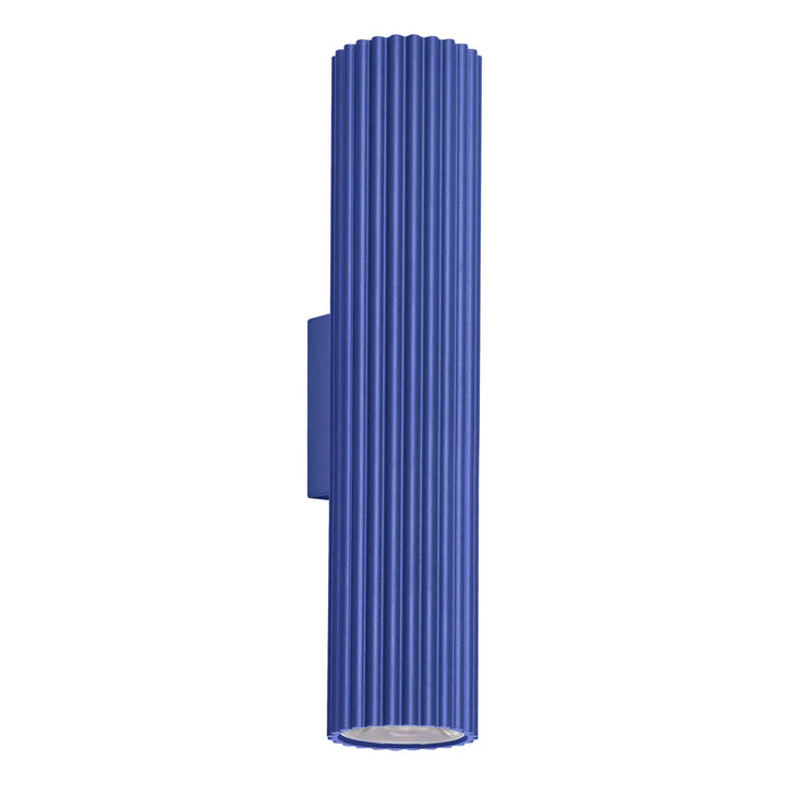 Applique murale ivar ultramarine en aluminium rainuré bleu avec design expressif et confort d’utilisation moderne