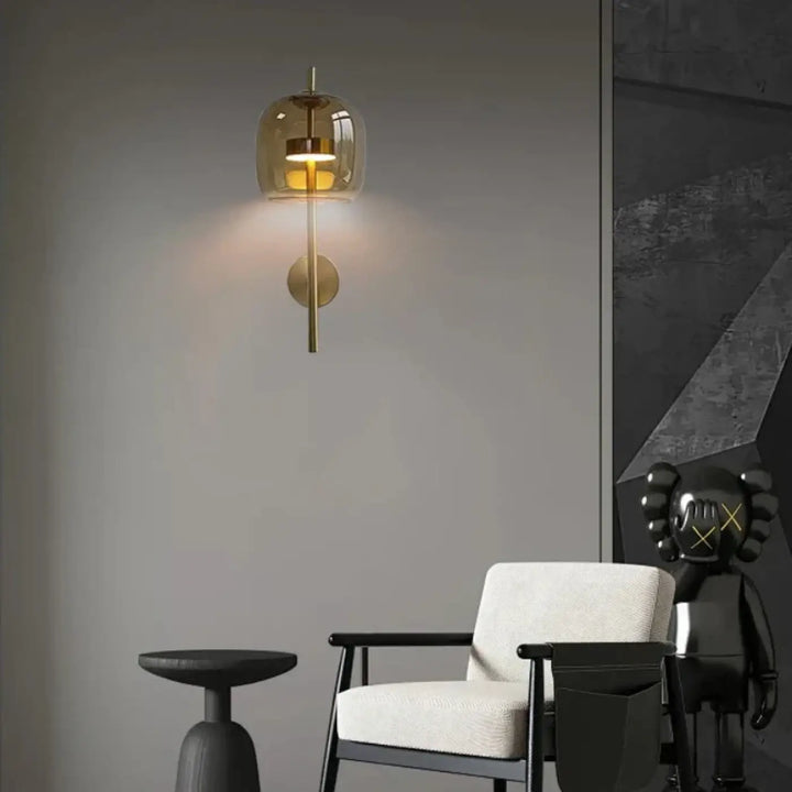 Applique murale en verre au design minimaliste au finition épurée