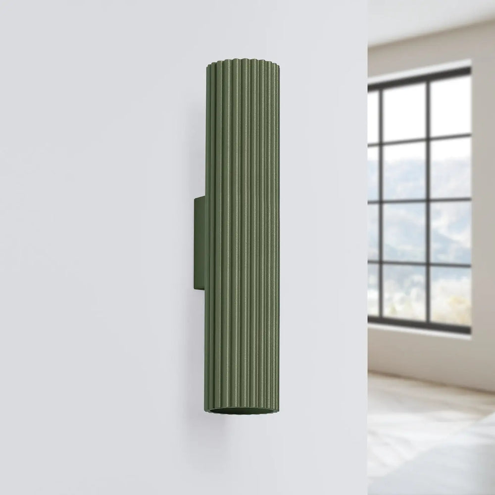 Applique murale karbon 30 vert olive en design minimaliste avec ampoules gu10 interchangeables plafonnier karbon allie