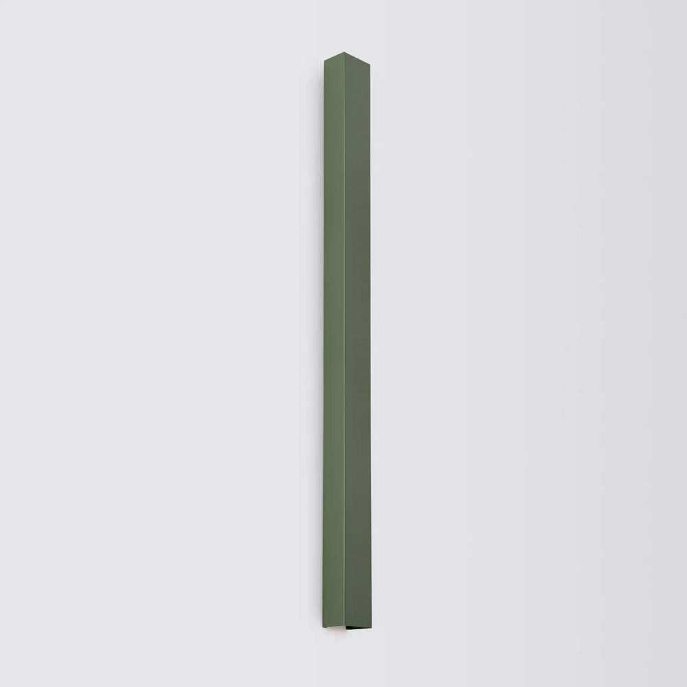 Applique murale freya 120 vert olive en finition mate compose d’appliques murales design cinq coloris disponibles