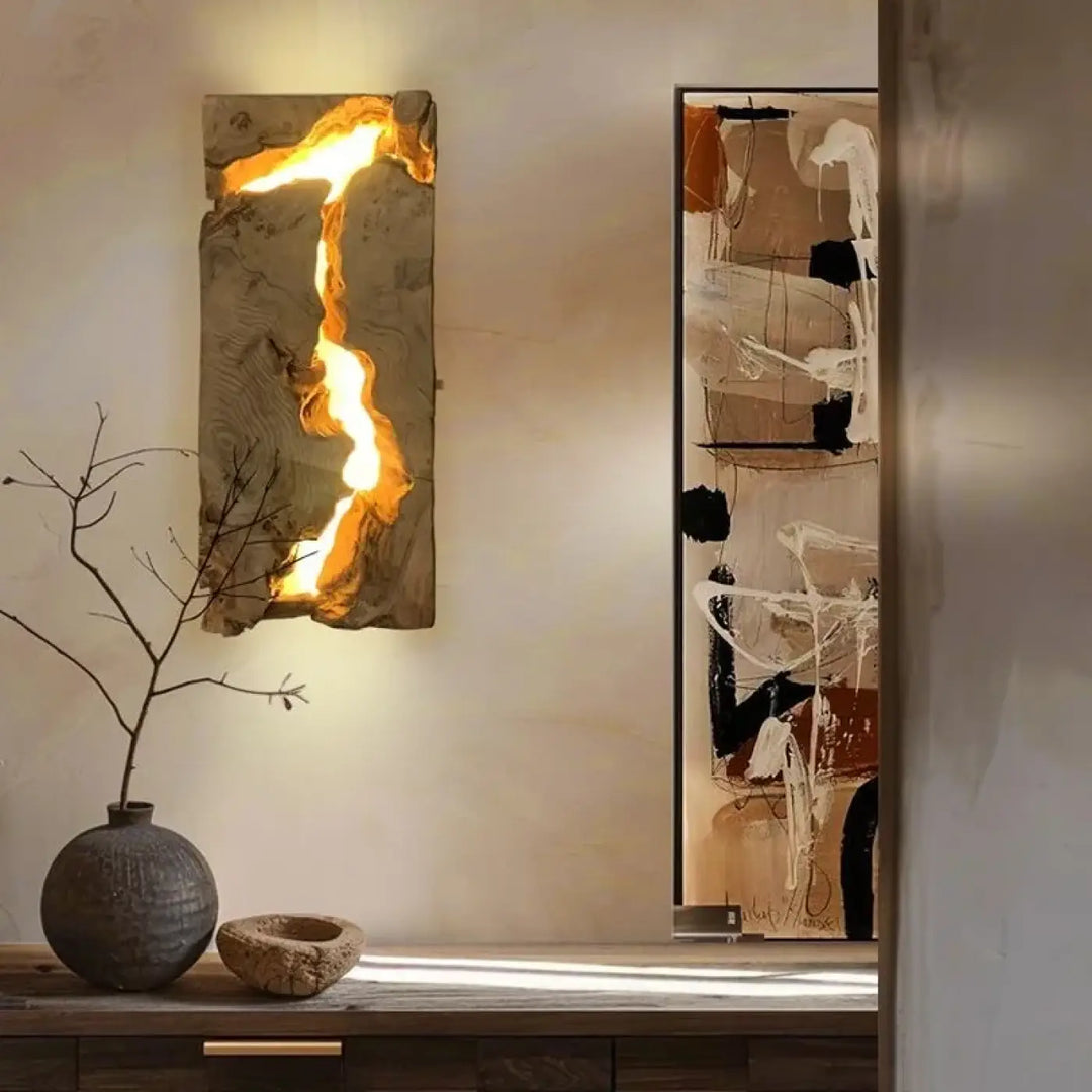 Applique murale waihan en bois naturel avec intérieur lumineux couleur ambrée pour chambre à coucher