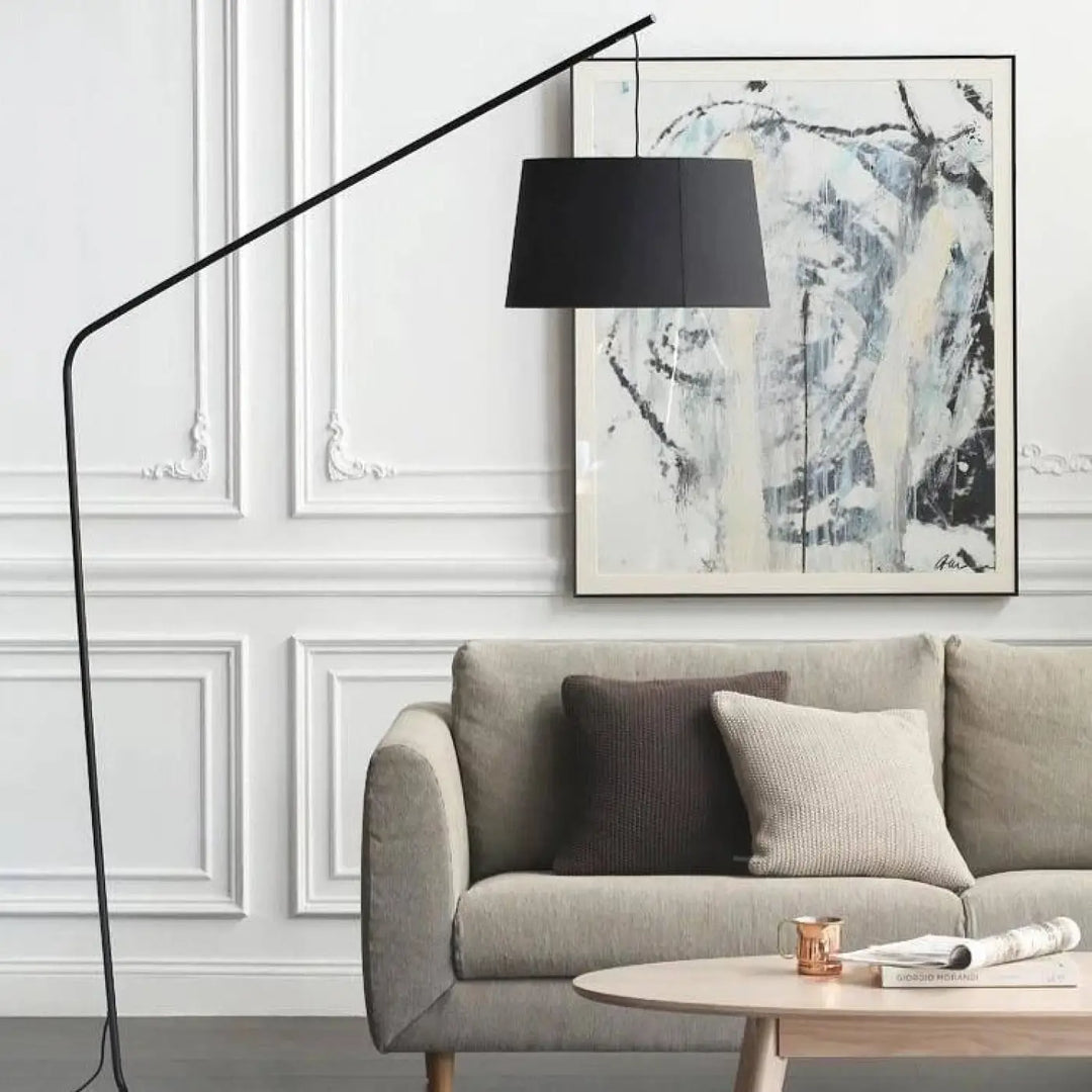 Grand Lampadaire Arc En Aluminium Noir Au Style Élégant