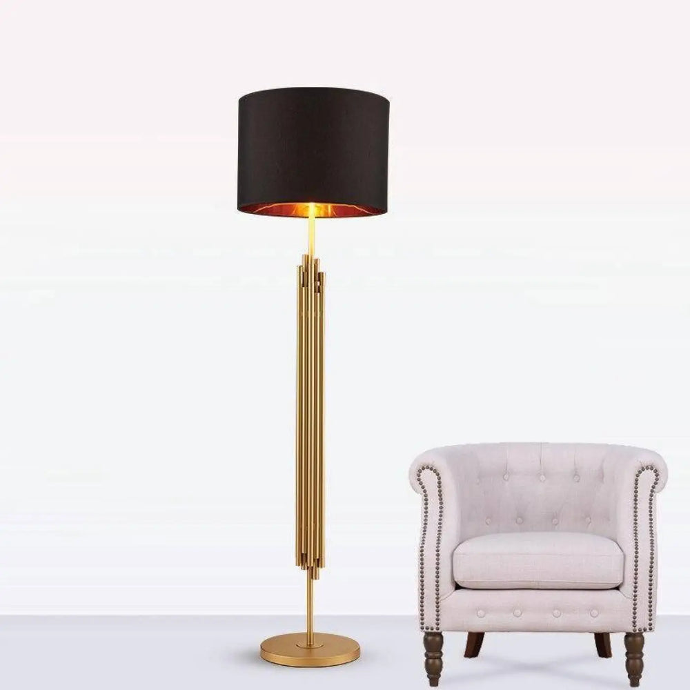 Grand Lampadaire Noir à Tiges Métalliques en Aluminium
