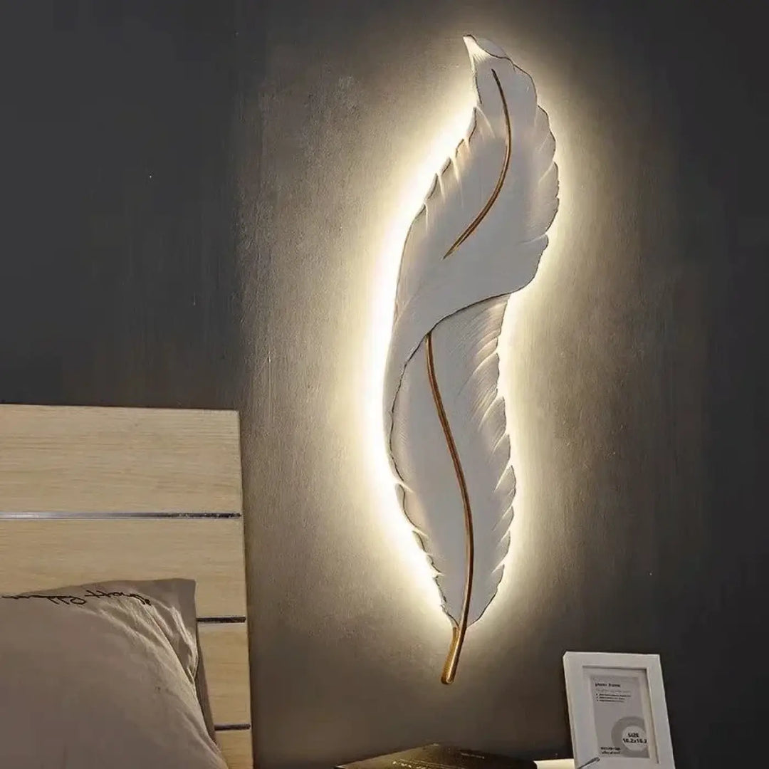 Grande Applique Murale En Forme De Plume Blanche Élégante