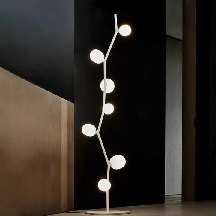 Lampadaire décoratif moderne en métal et globes en verre élégant