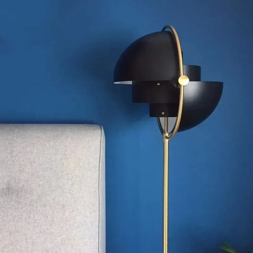 Lampadaire design en métal doré et noir moderne chic doré