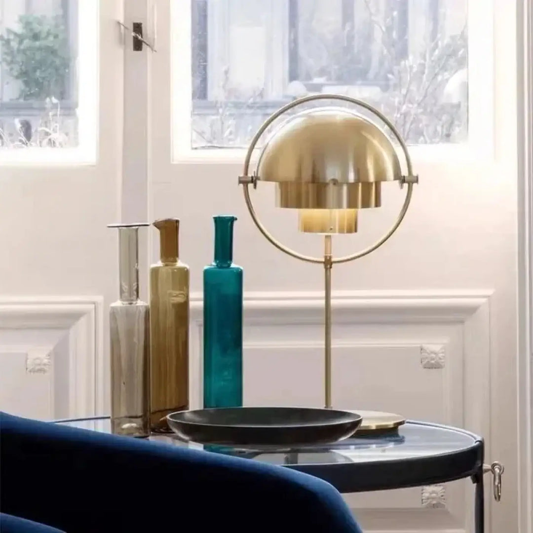 Lampadaire design en métal doré et noir moderne chic doré