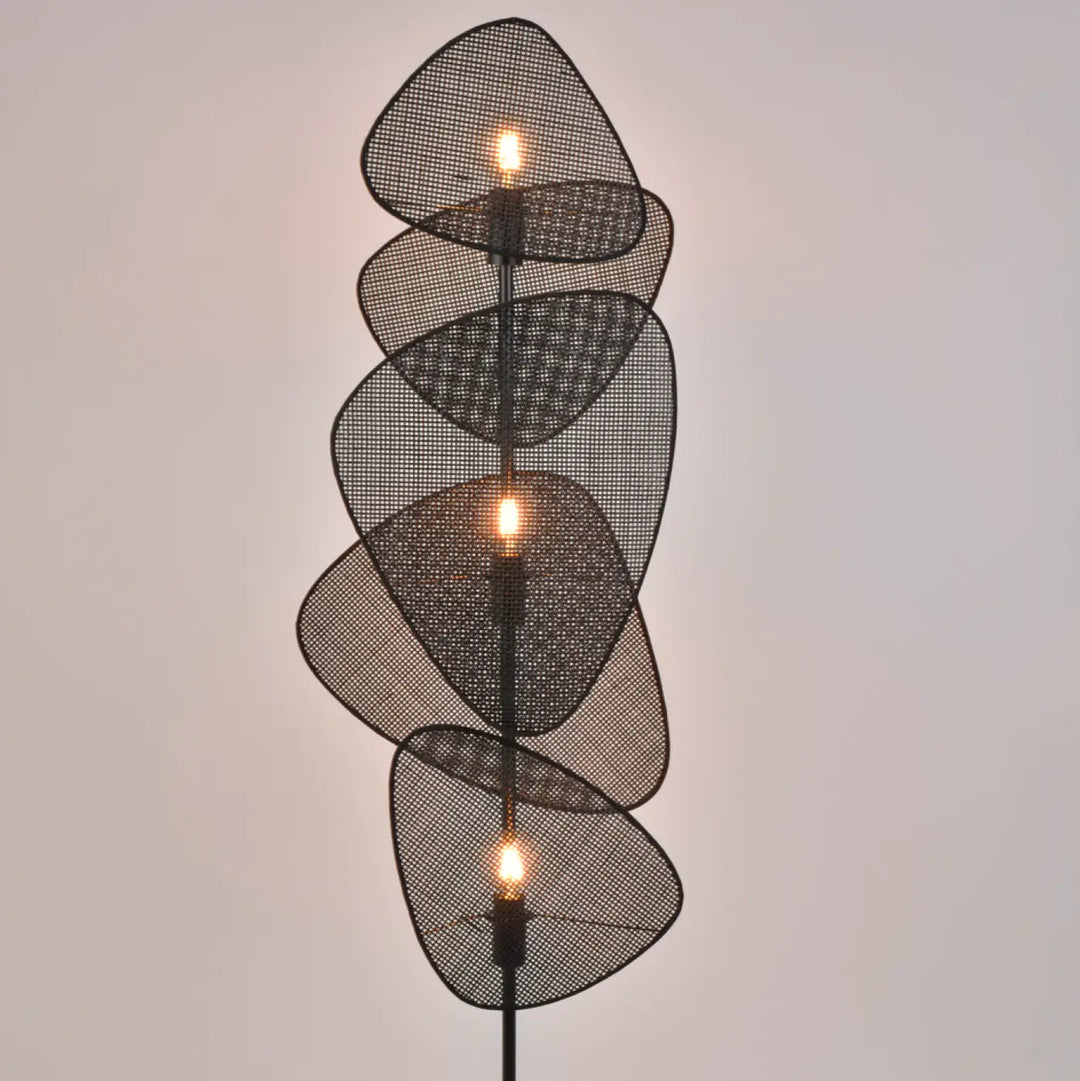 Lampadaire sculptural noir ou beige style unique déco