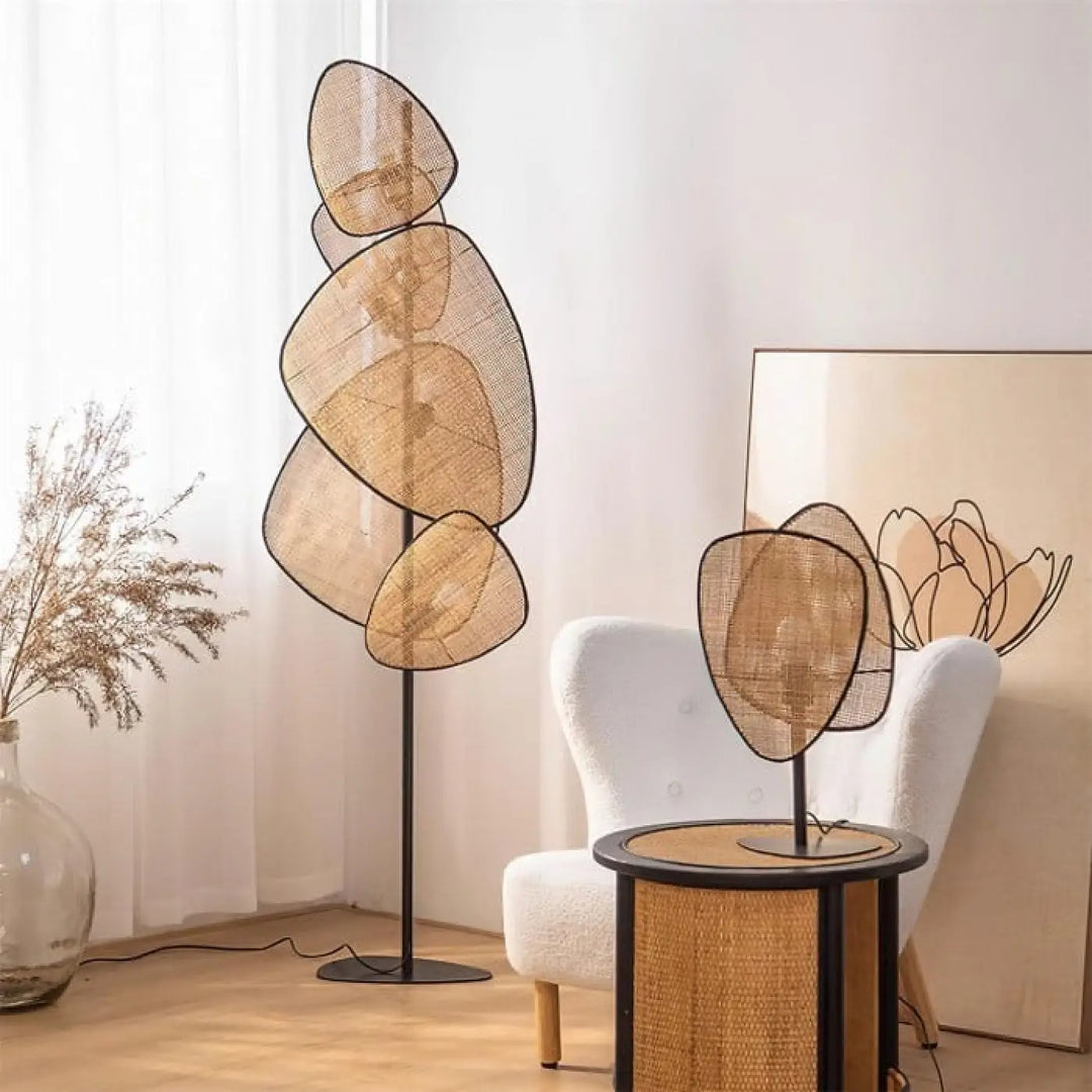 Lampadaire sculptural noir ou beige style unique déco