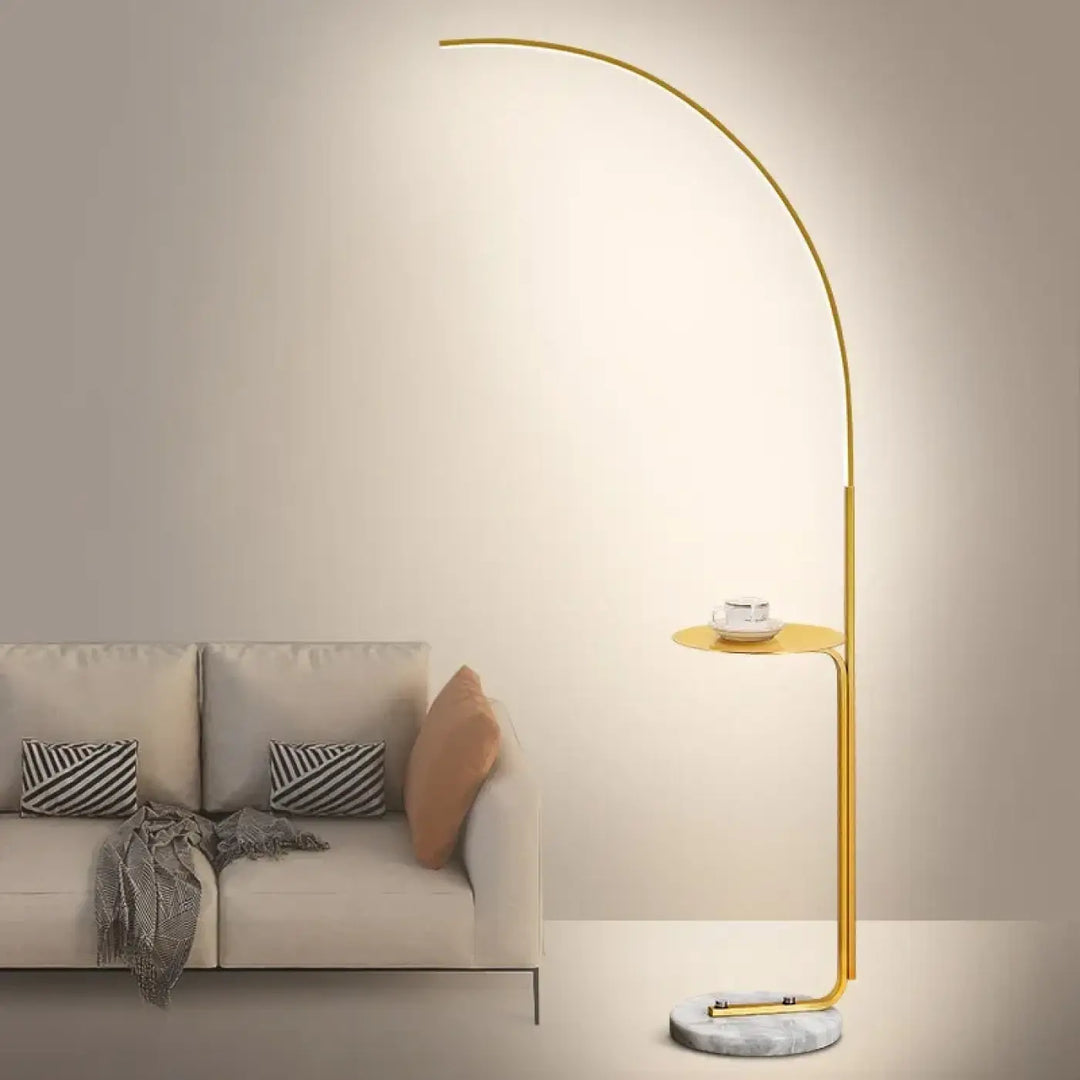 Lampadaire minimaliste en métal avec tablette au design épuré