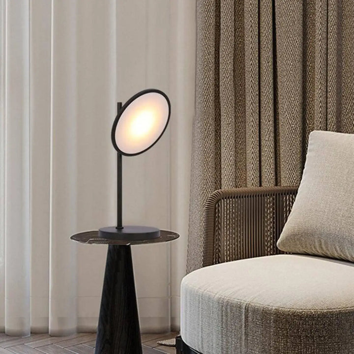 Lampadaire Sur Pied Original En Aluminium Disque Incliné
