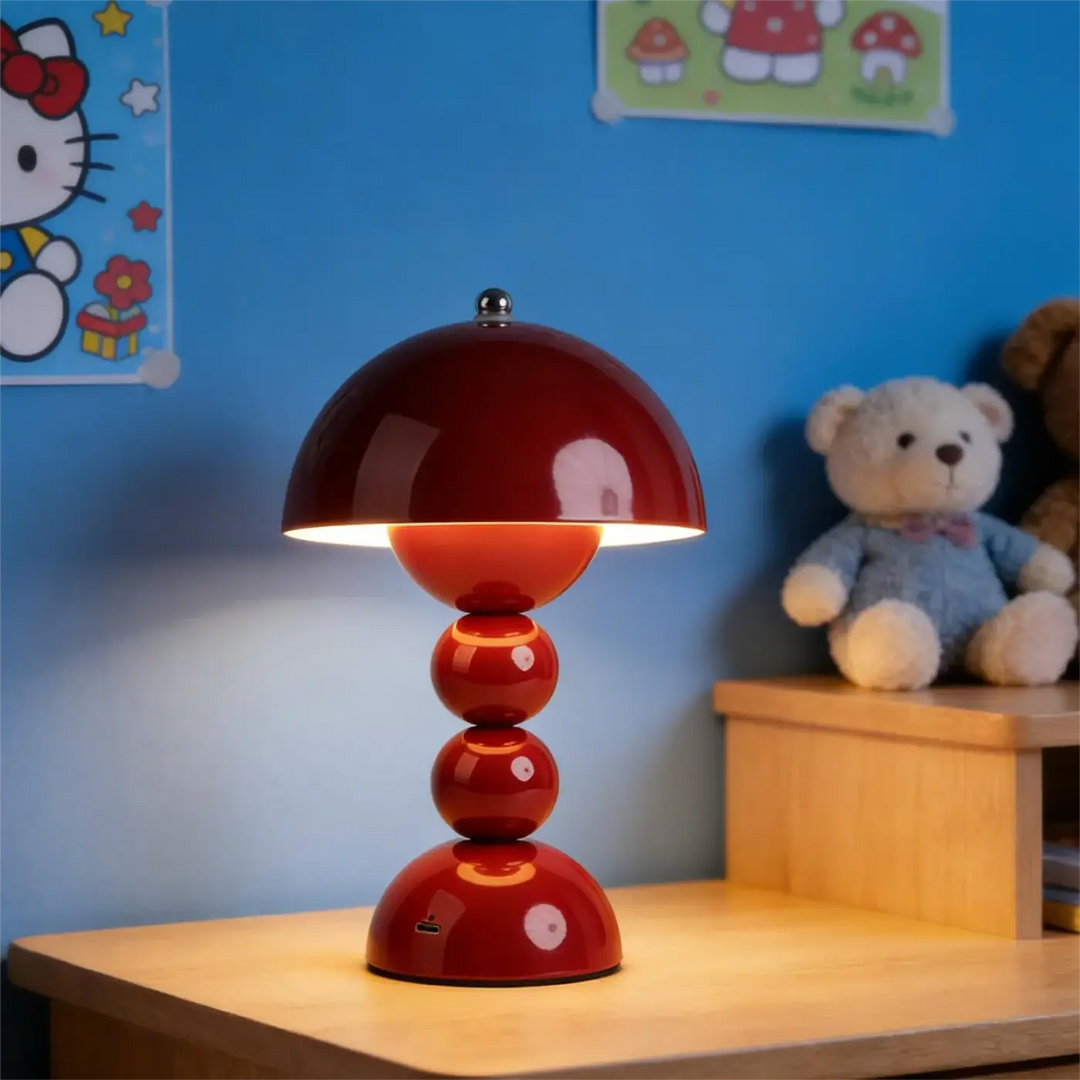 Lampe de table velvet rouge laqué avec base sphérique empilée design chevet rétro chic et finition brillante