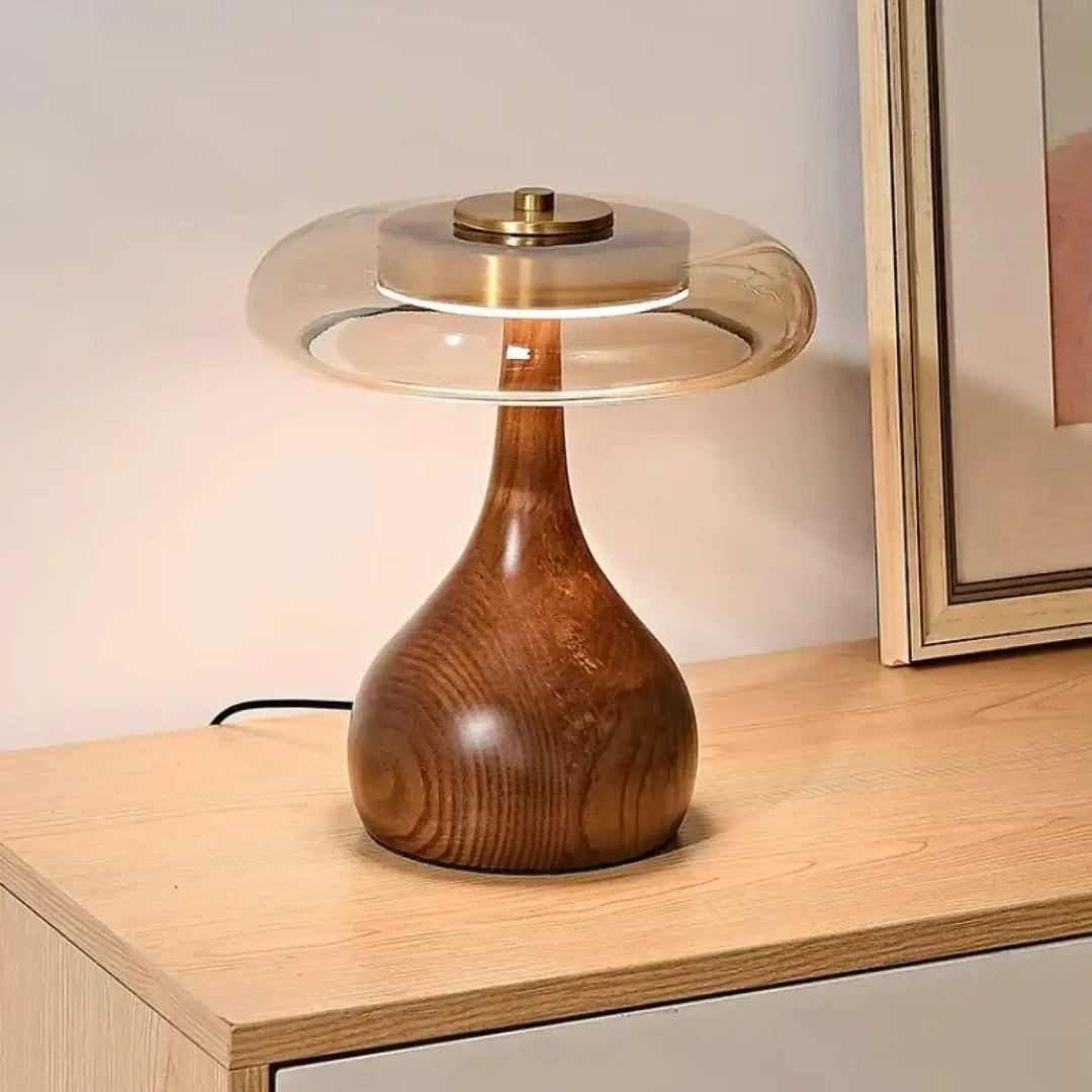 Lampe de chevet baobab avec base en bois marron chaud et abat-jour en verre dome clair pour décoration intérieure rétro élégante plus qu’un luminaire