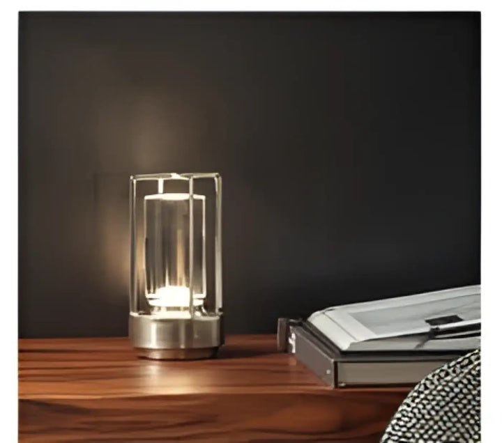 Lampe de chevet alloy style industriel avec cylindre en verre transparent et structure en métal brossé pour ambiance loft