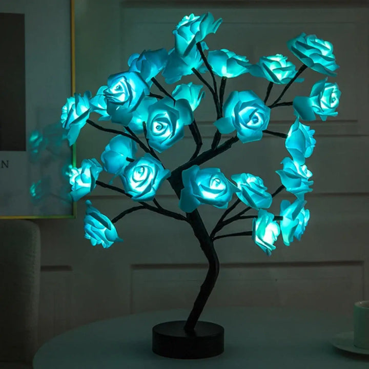 Lampe de chevet forme d’arbre ornée d’une rose bleue lumineuse avec base noire, lampe décorative unique LIROSE