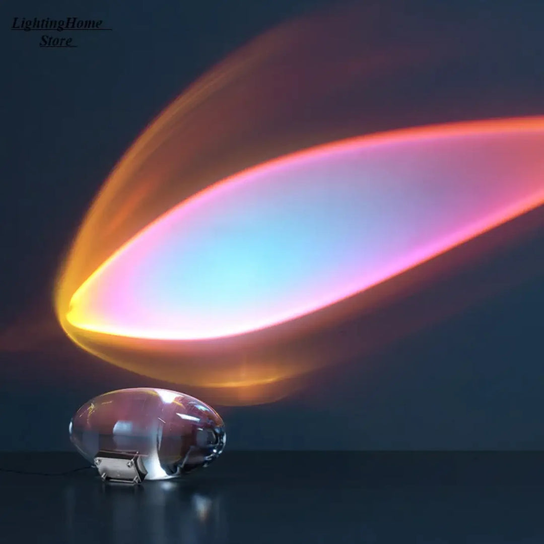 Lampe crystalia design cosmique s’inscrit avec base métallique et motifs lumineux arc-en-ciel en cristal transparent