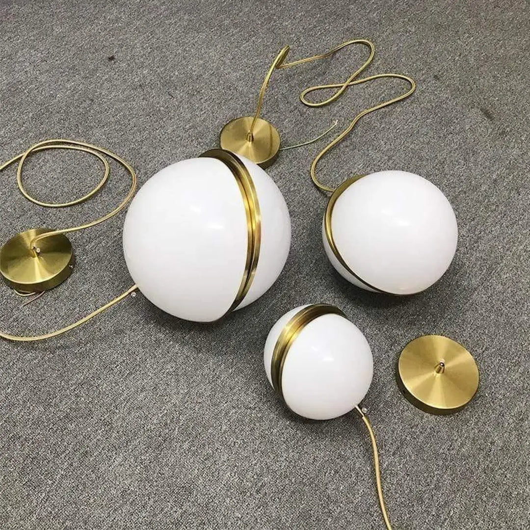 Lampe Suspendue Boule En Verre Opale Moderne