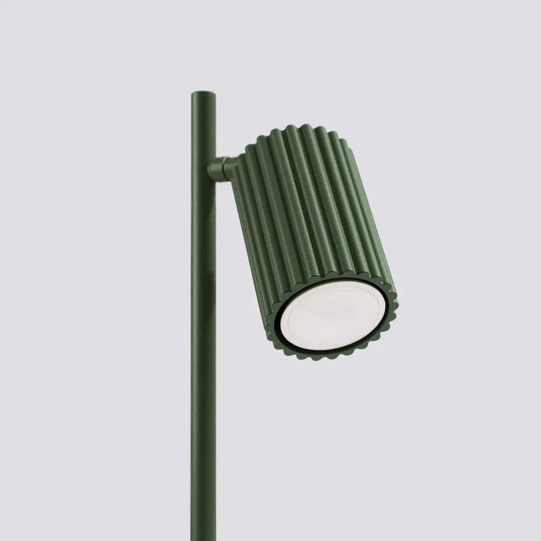 Lampe a poser karbon vert olive en metal corrugé avec design minimaliste et ampoules gu10 interchangeables