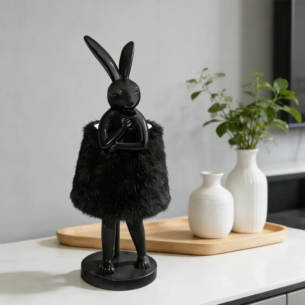 Lampe de table bunello en forme de lapin noir brillant avec robe duveteuse en fausse fourrure pour table design lapin