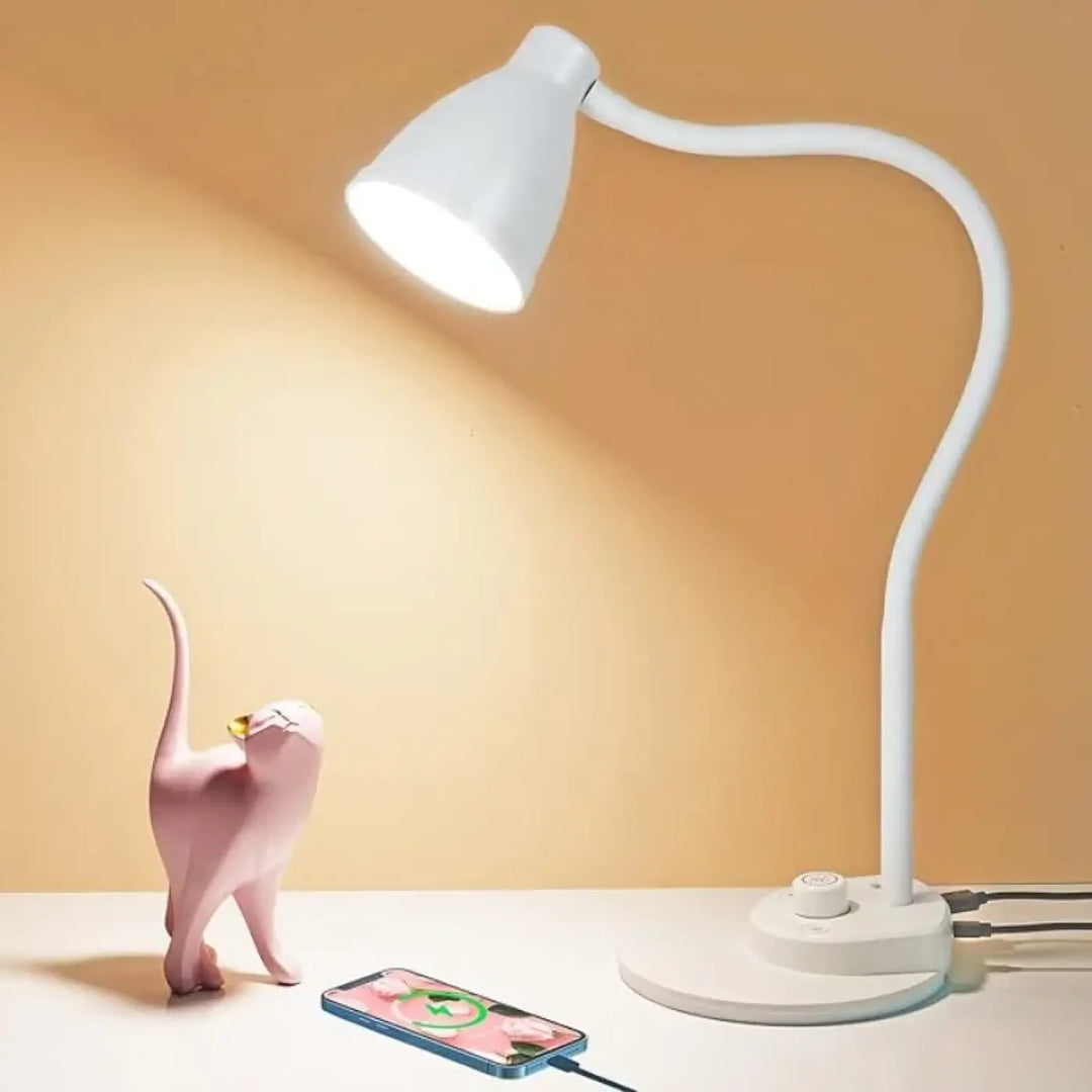 Lampe de table trico blanche avec éclairage réglable et bras flexible pour une table moderne élégante