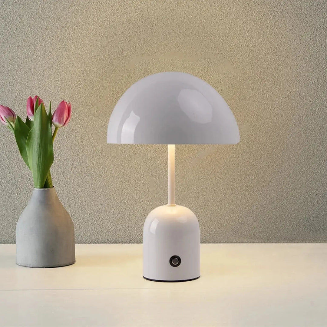Lampe de table kapula blanche en forme de champignon avec finition brillante design contemporain et présence élégante