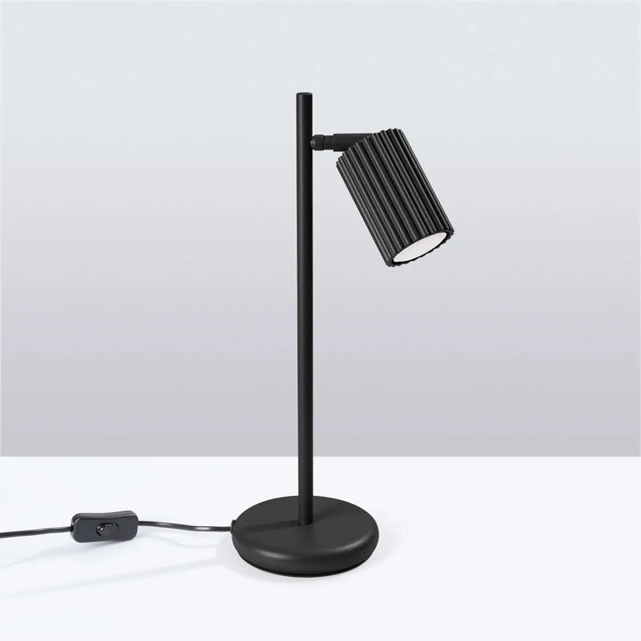 Lampe à poser karbon noir en design minimaliste avec finition mate et ampoules gu10 interchangeables
