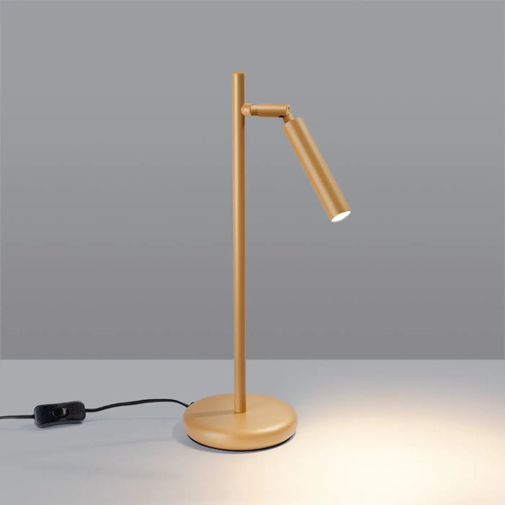 Lampe a poser pastelo en finition or fabriquée à partir de matériaux élégants pour bureau pastelo moderne et ajustable