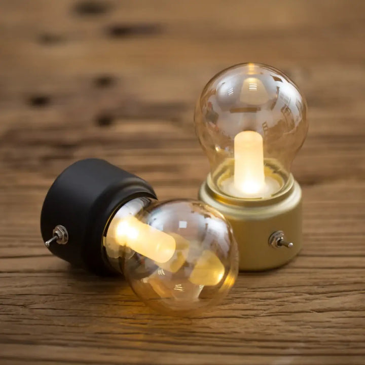 Lampe de table vintora avec ampoules vintage à verre clair et lumière jaune chaude pour décoration intérieure élégante