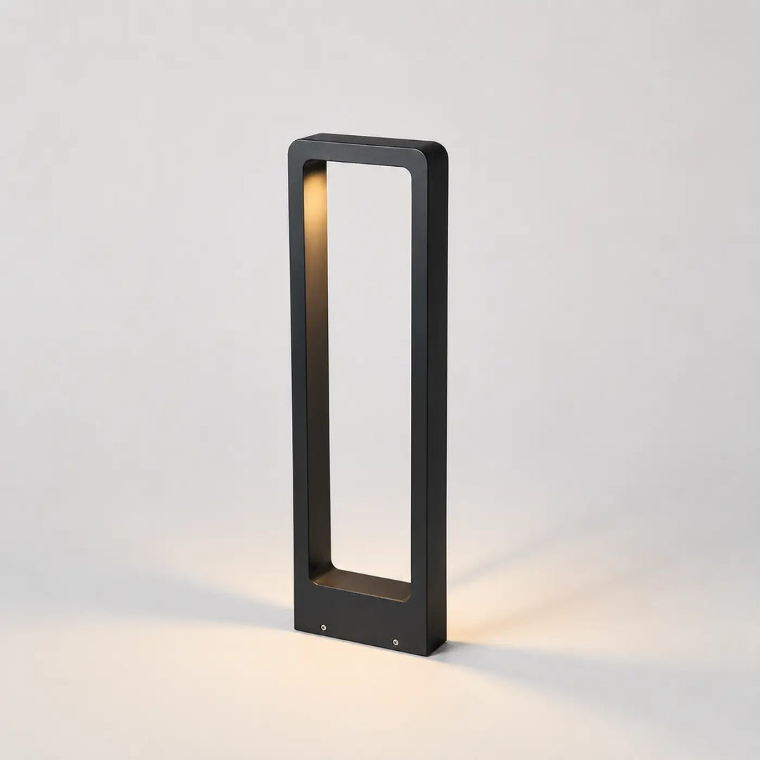 Luminaire extérieur contemporain kyro noir rectangulaire avec design moderne et lumière chaude pour extérieur contemporain