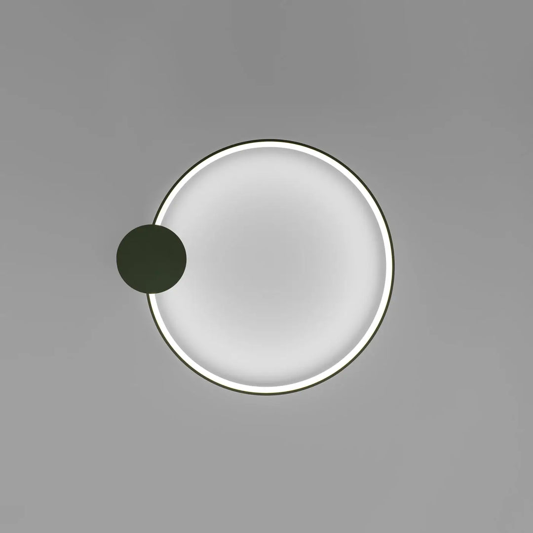 Luminaire plafonnier rio 55 vert olive avec diffuseur blanc et anneaux led en aluminium allient élégance moderne