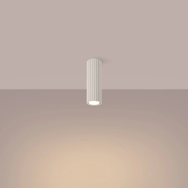 Plafonnier karbon beige cylindrique avec rainures verticales et ampoules gu10 interchangeables design minimaliste