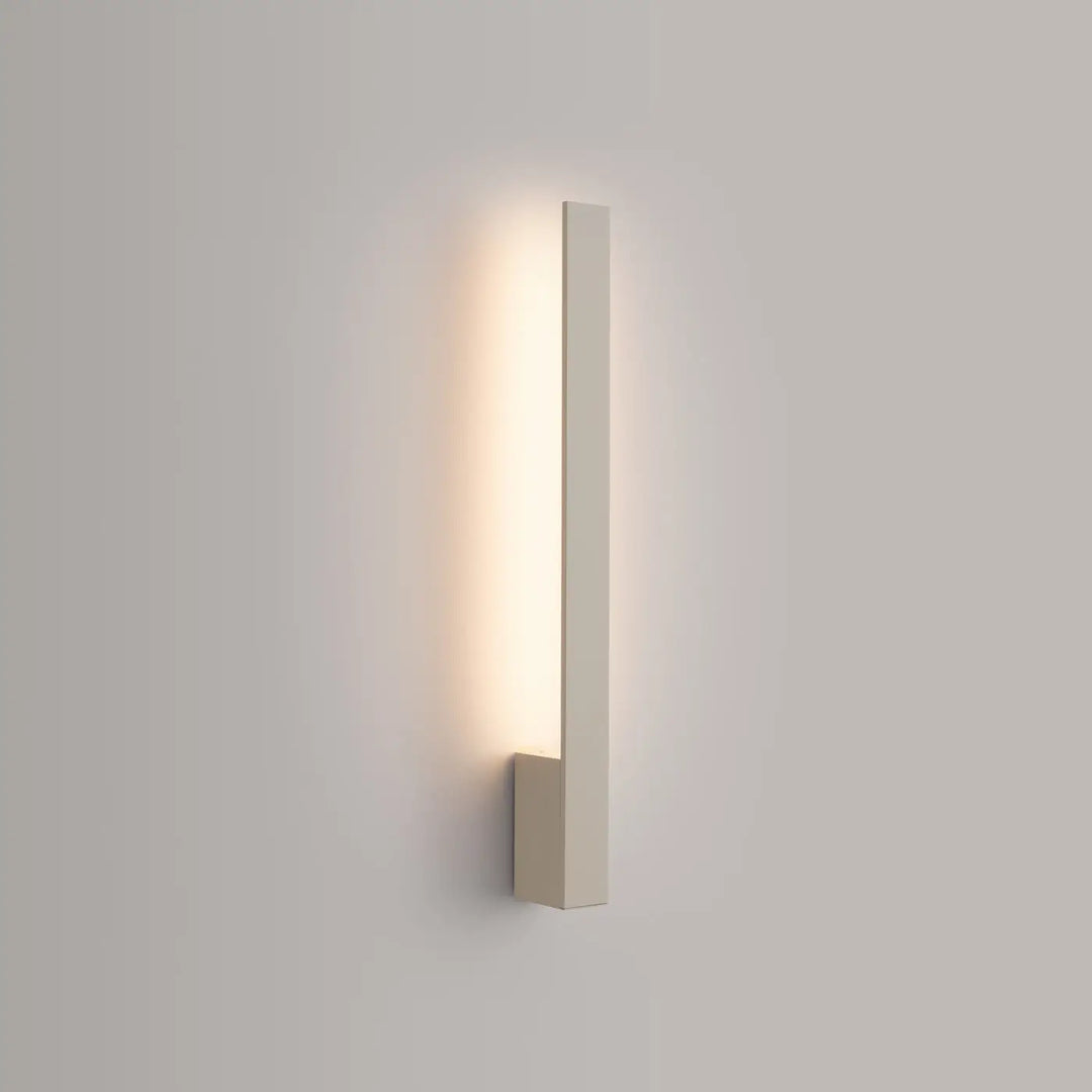Applique murale lahti beige minimaliste avec LED 3000K allie design moderne et fonctionnalité pratique pour ambiance chaleureuse