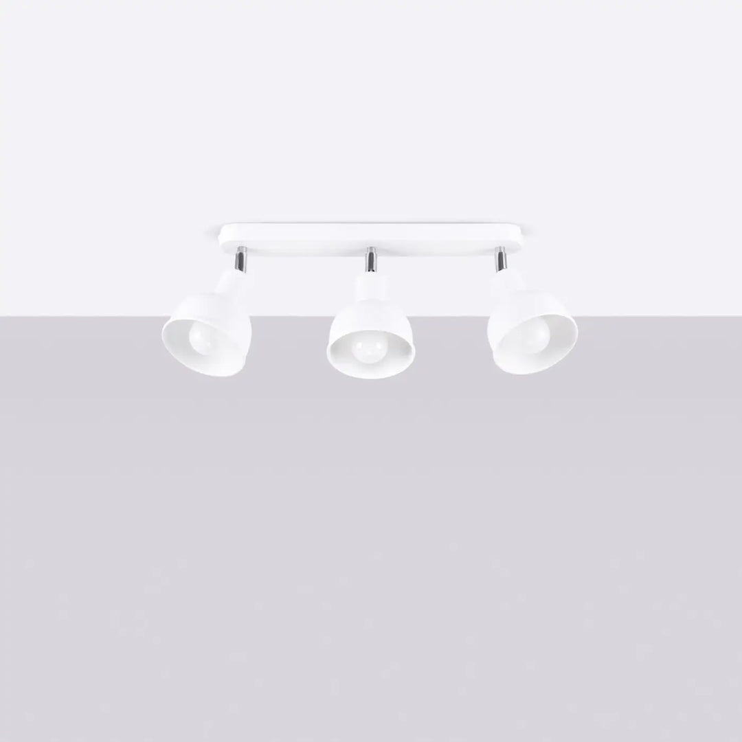 Luminaire plafond elba 3 blanc avec trois spots ajustables design minimalisme combiné et éléments subtils