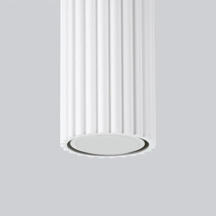 Plafonnier karbon blanc design minimaliste avec base circulaire encastrée et ampoules gu10 interchangeables