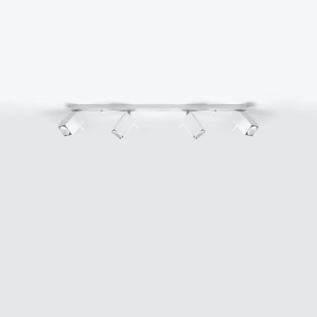 Plafonnier moderne merida blanc avec quatre spots merida ajustables pour diriger précisément la lumière