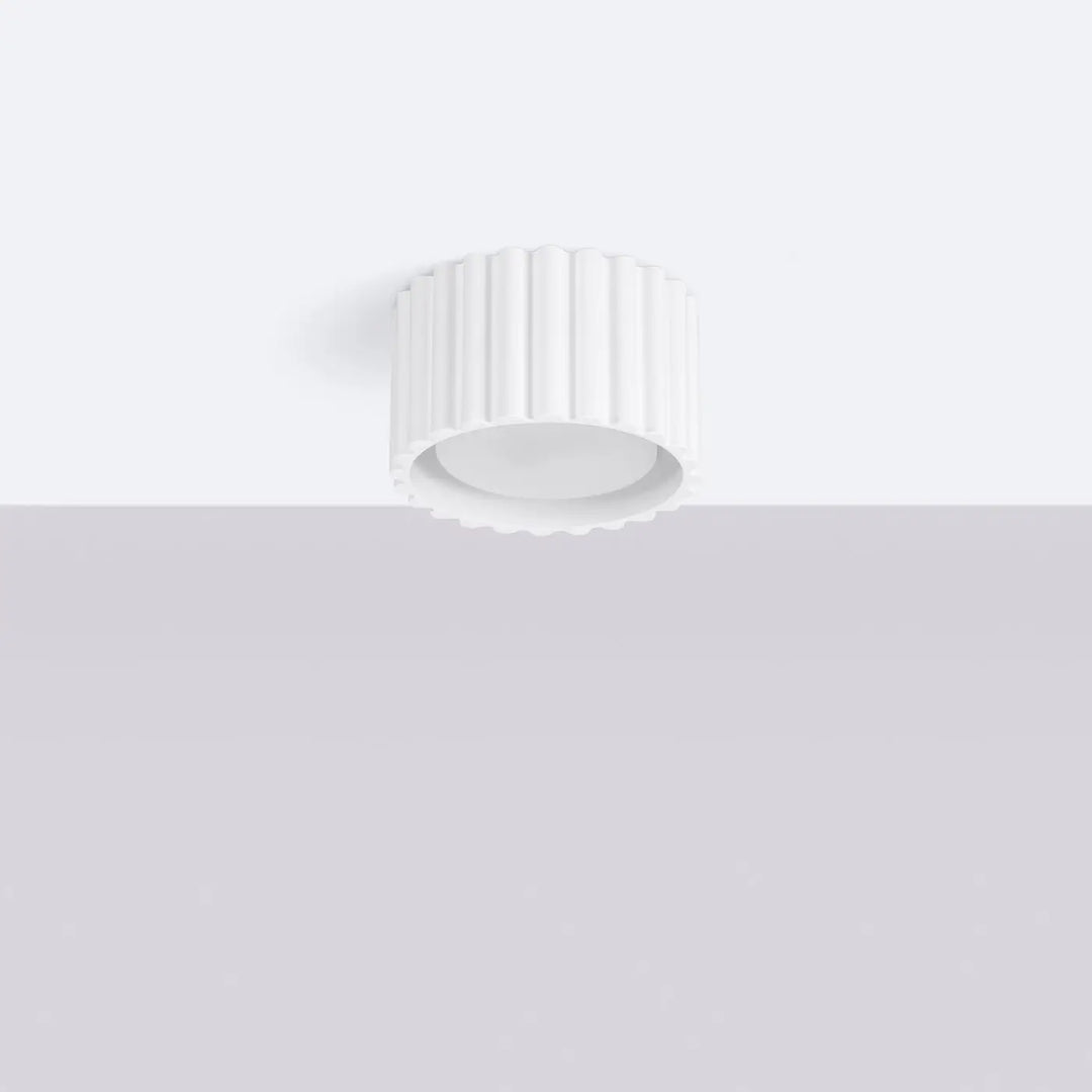 Luminaire plafonnier aura 1 blanc avec forme unique inspirée en cylindre encastré à rainures verticales moderne