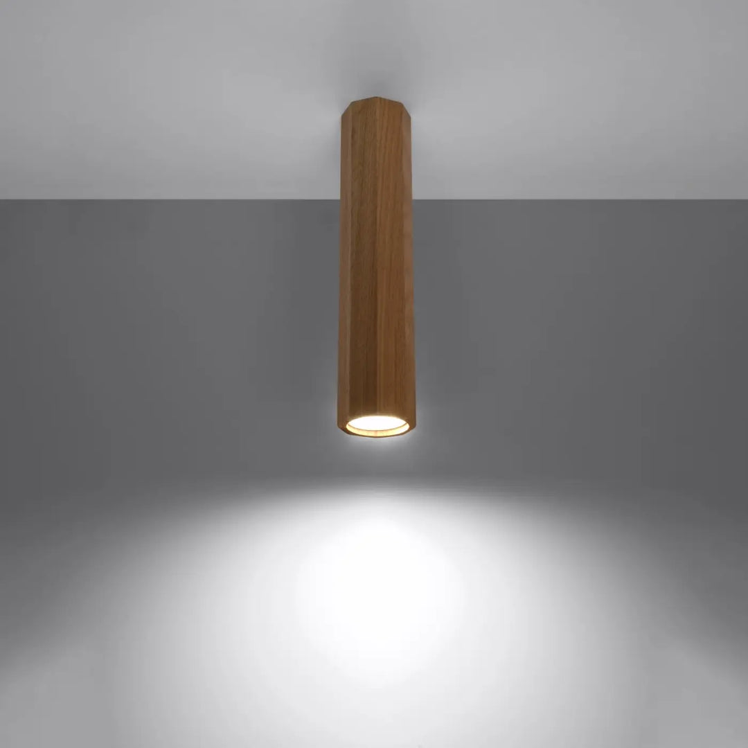 Luminaire plafonnier zeke 30 en bois de chêne avec une lumière chaude s’intégrera parfaitement au style loft